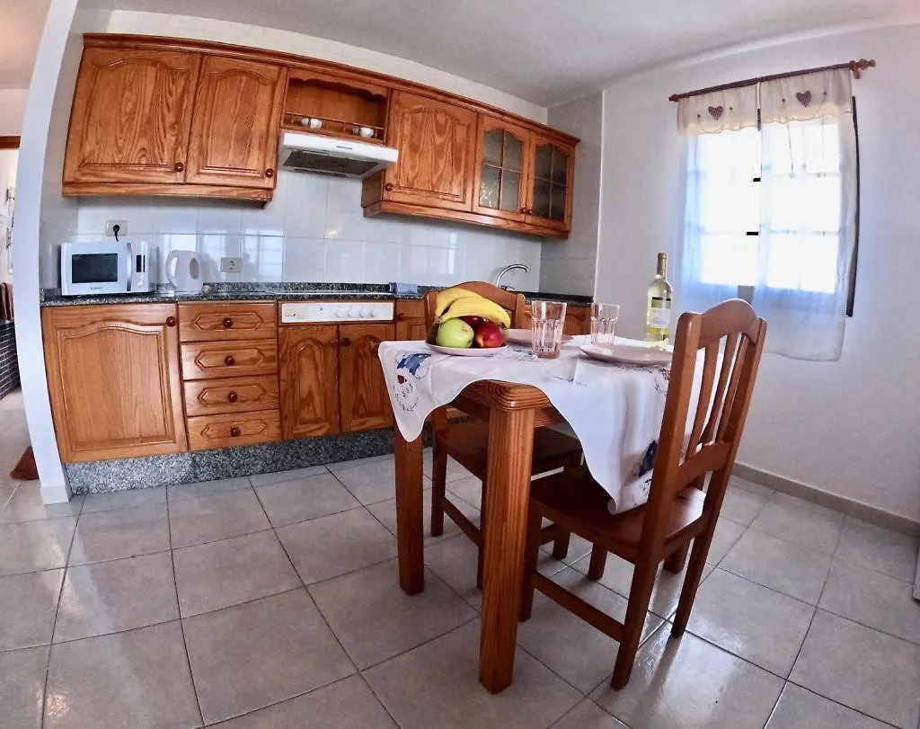 Casa Pilar 1 Bed Apartment San Bartolome  Spain